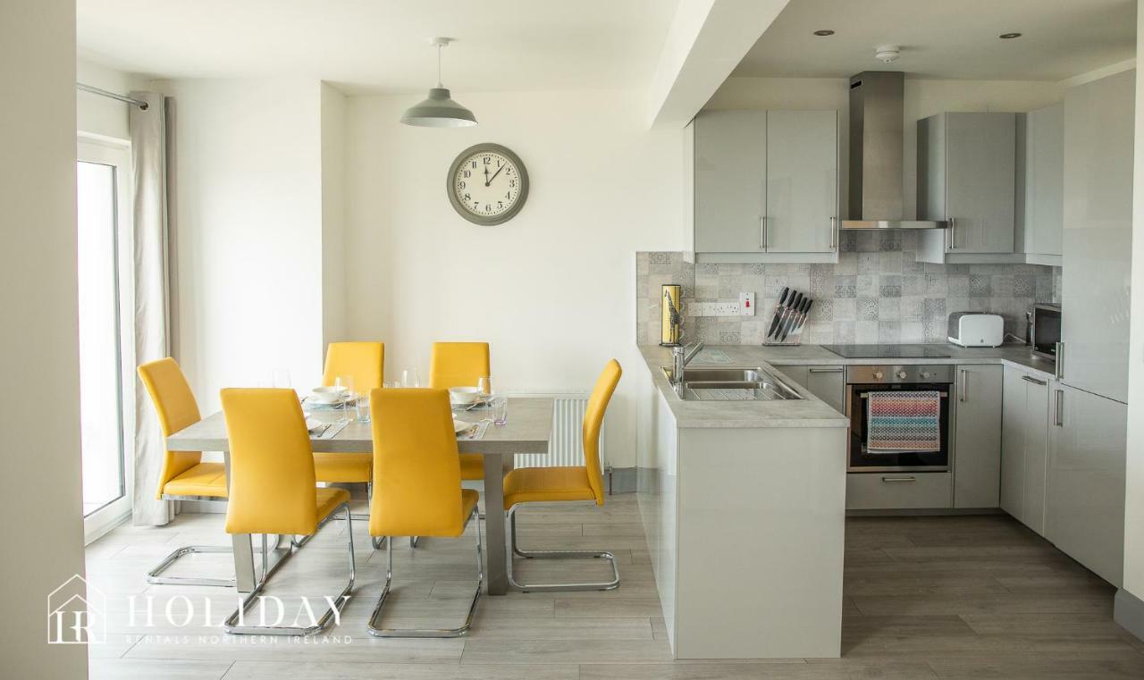 Portrush Penthouse Villa Luaran gambar